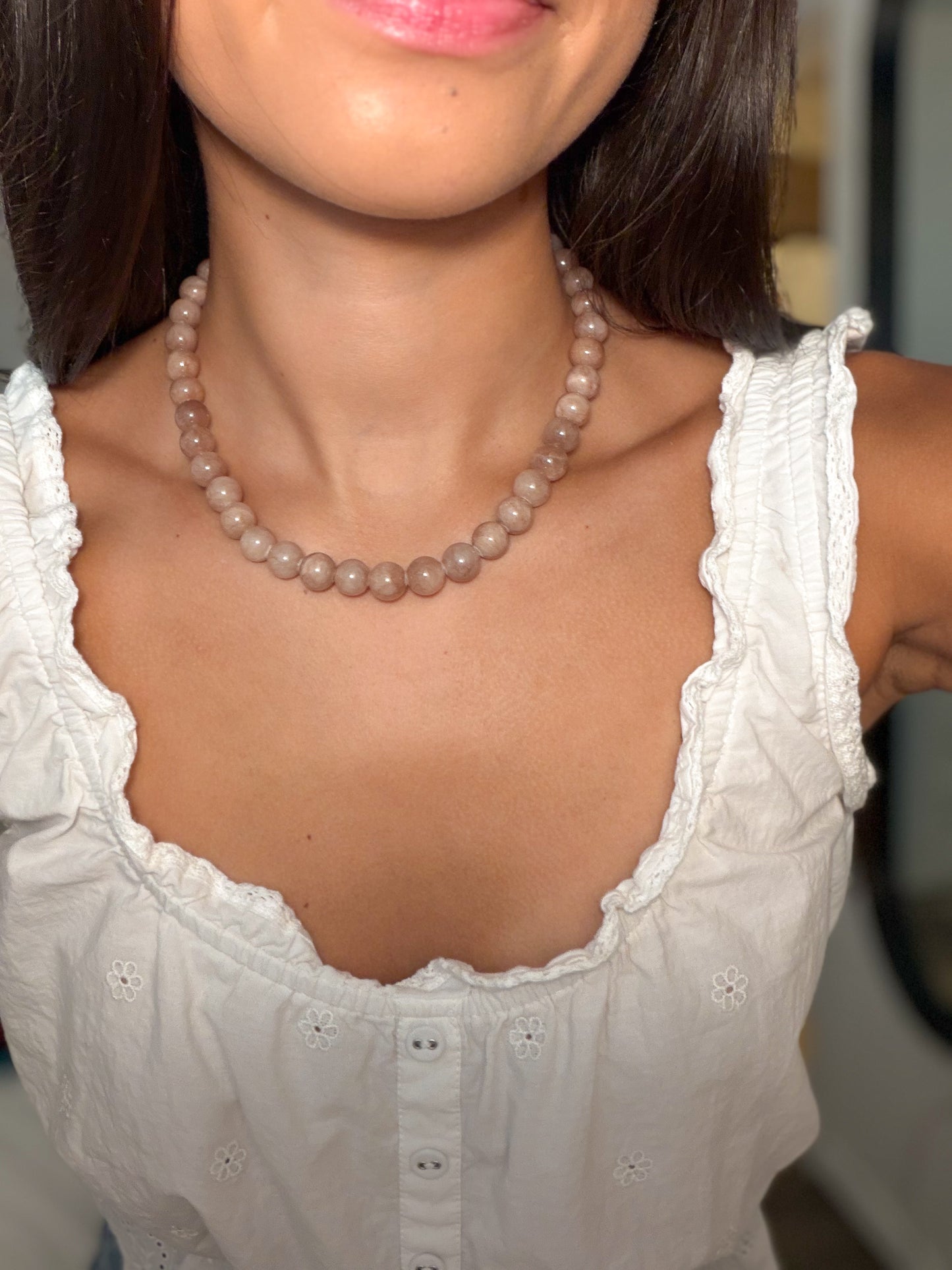 Med Bubble Necklace in Taupe